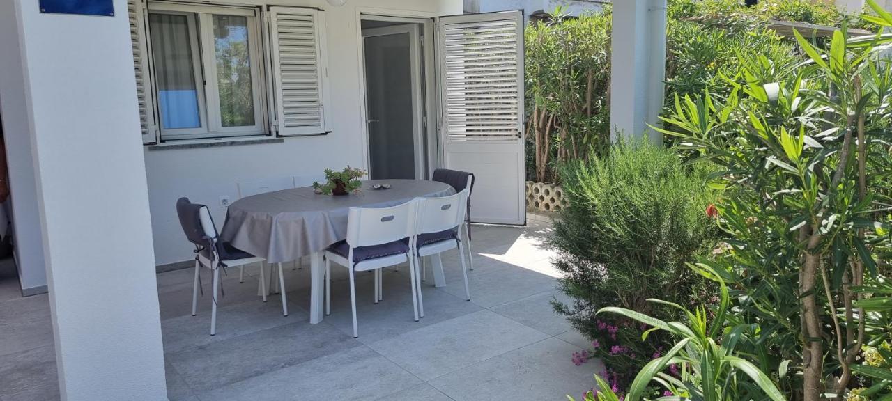 Apartment Tonci Novalja Luaran gambar